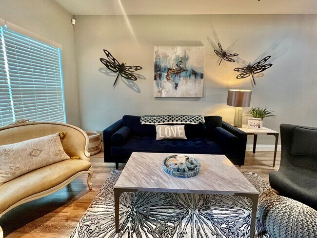 Foto del edificio - 3 Bedroom / 2 Bathroom super cute house for lease!