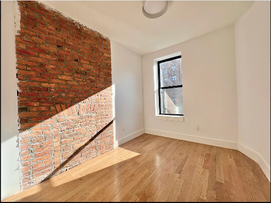 Building Photo - 435 DeKalb Ave