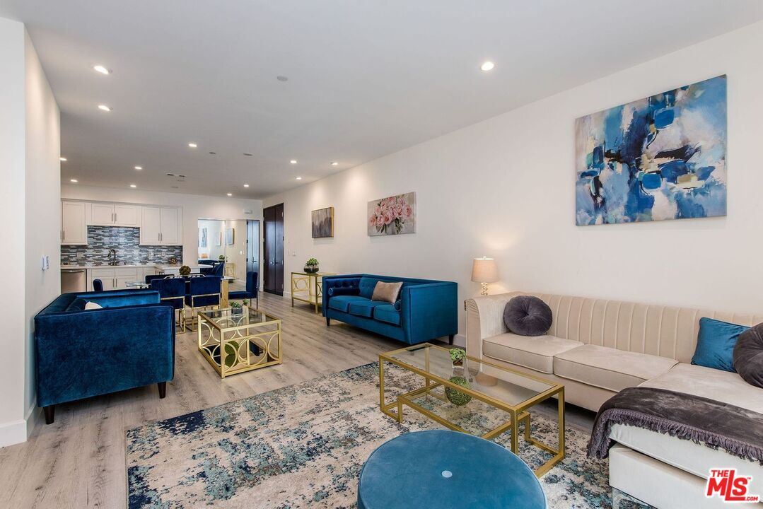 Foto principal - 1237 S Holt Ave