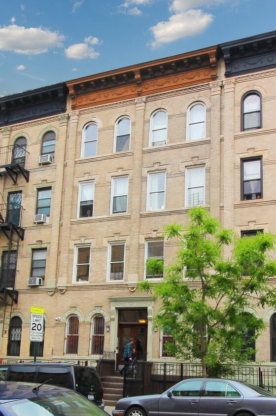 Primary Photo - 85 Kingston Ave