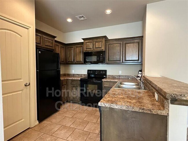 Foto del edificio - 1003 SW 92nd St