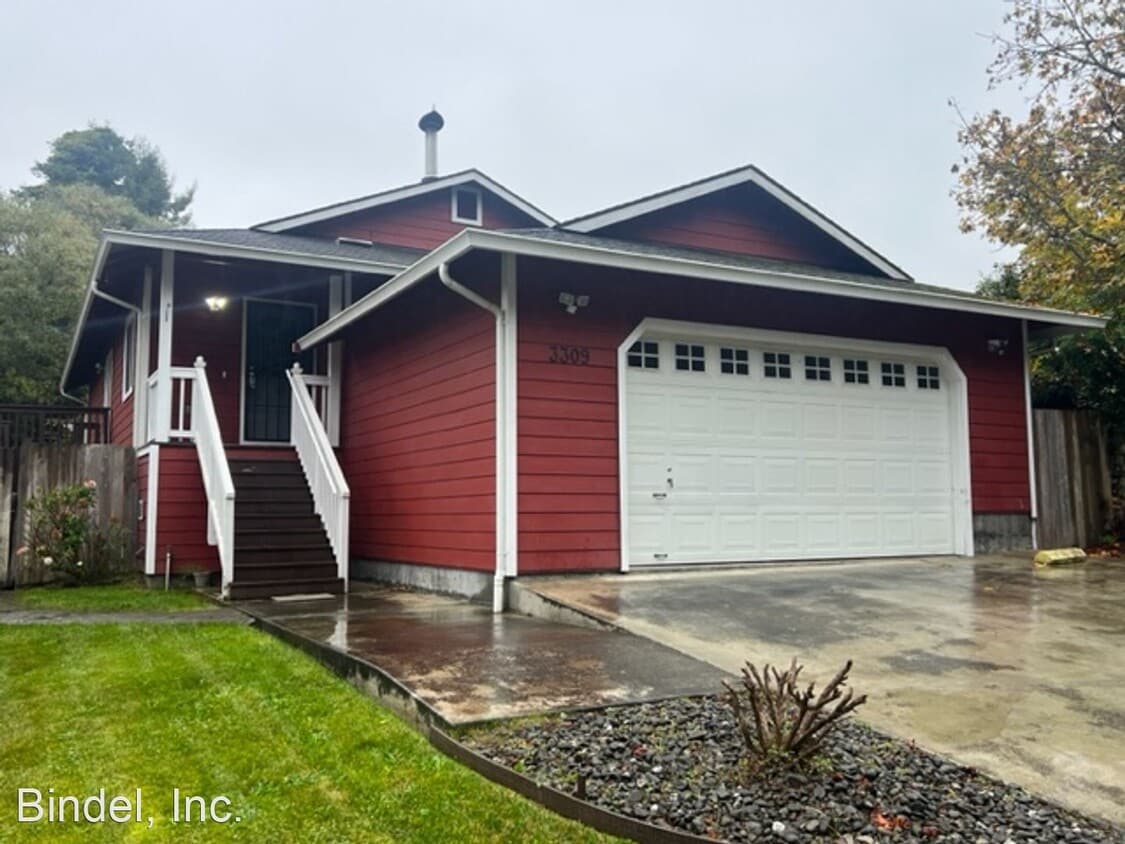 3 br, 2 bath House 3309 Williams ST House Rental in Eureka, CA