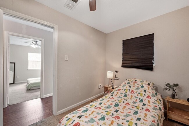 Foto del edificio - 8314 Brandon St