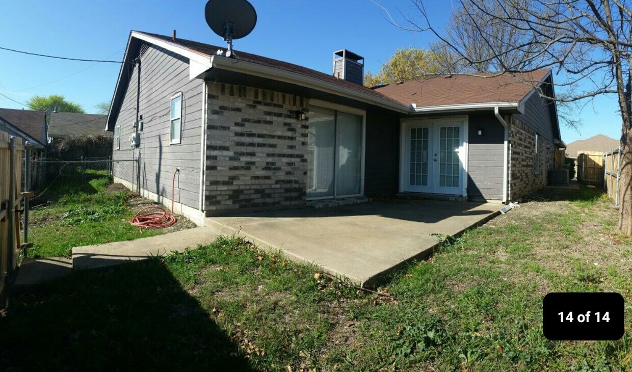 Primary Photo - 1716 Carrington Dr