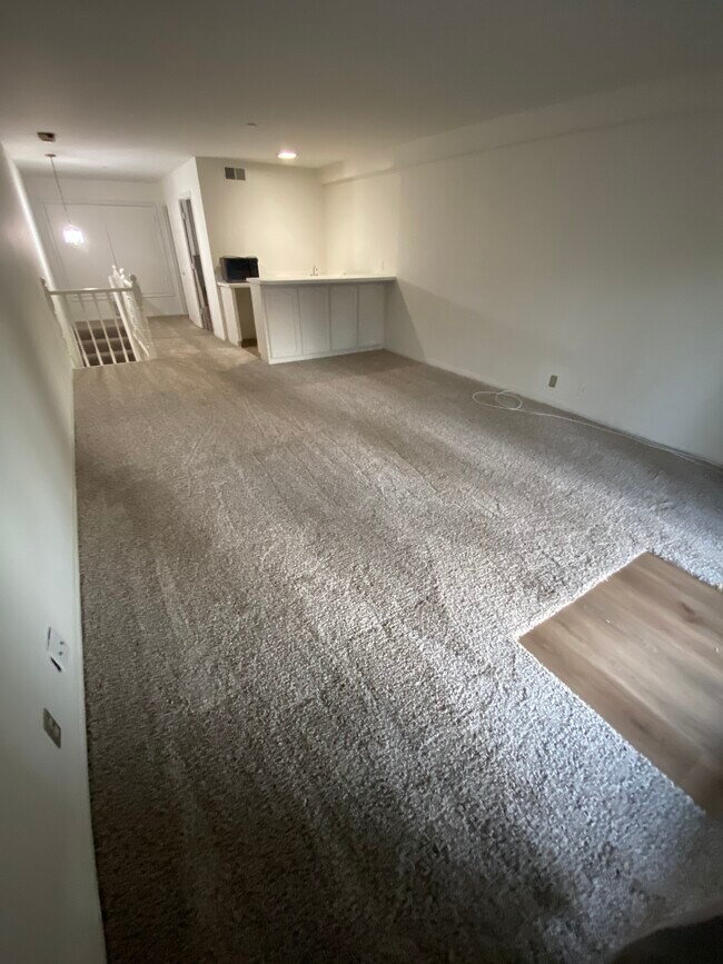 studio - 17200 Newhope St
