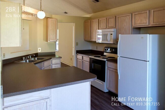 Foto del edificio - 824 Nickwood Trail