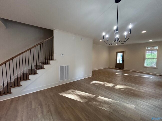 Foto del edificio - 3606 Briarwood Ln