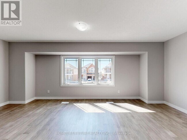 Photo du bâtiment - 117 York Dr.