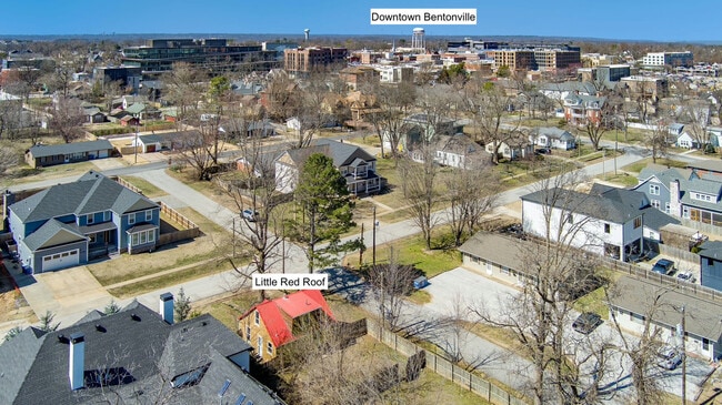 Building Photo - 401 SE C St