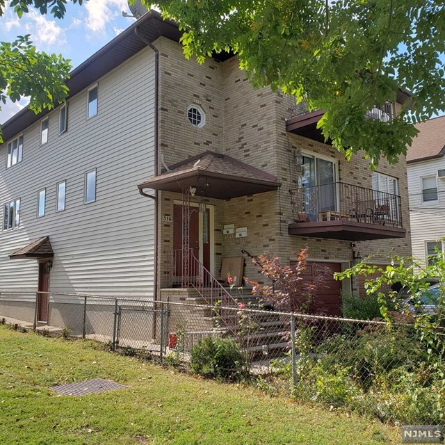 Primary Photo - 316 Maple Ave