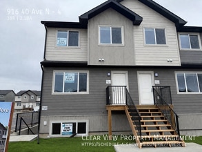 Building Photo - 916-940 40 Ave N