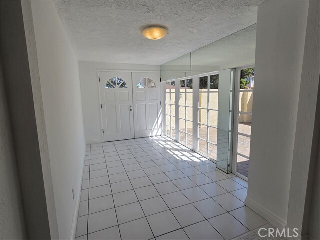 Building Photo - 14671 Kimberly Cir