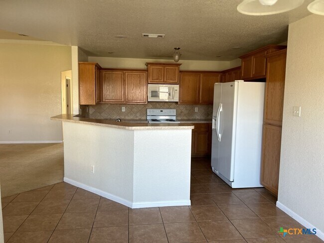 Building Photo - 6109 Lolly Loop