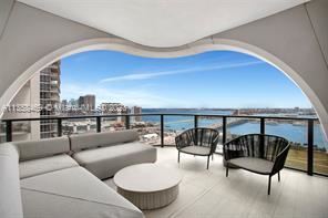 Foto del edificio - 4 br, 5.5 bath Condo - 1000 Biscayne Blvd ...