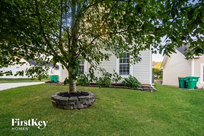 Foto del edificio - 8414 Dawson Ln