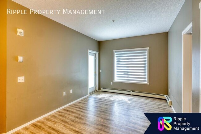 Building Photo - WONDERFUL BRIGHT 2 BEDS/ 2 BATHS CONDO