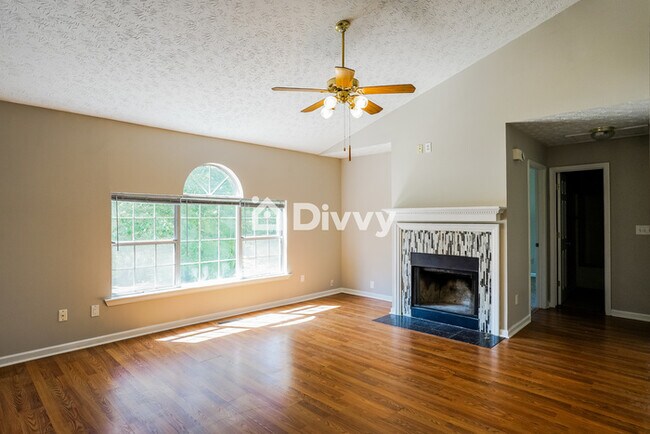 Building Photo - 4204 Sterling Pointe Dr