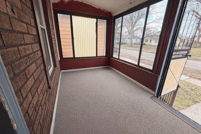 Foto del edificio - 4555 3rd St