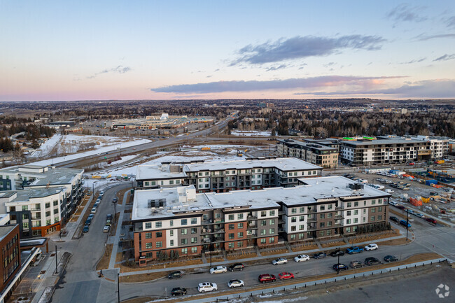 Aerial Photo - Esquire - Apartment Rentals