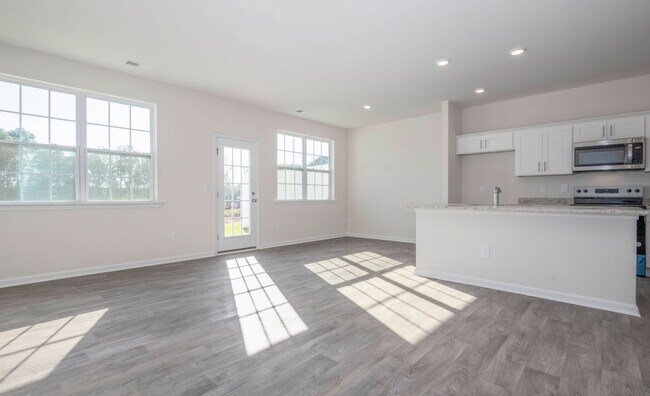 Foto del edificio - 1406 Maltese Ln