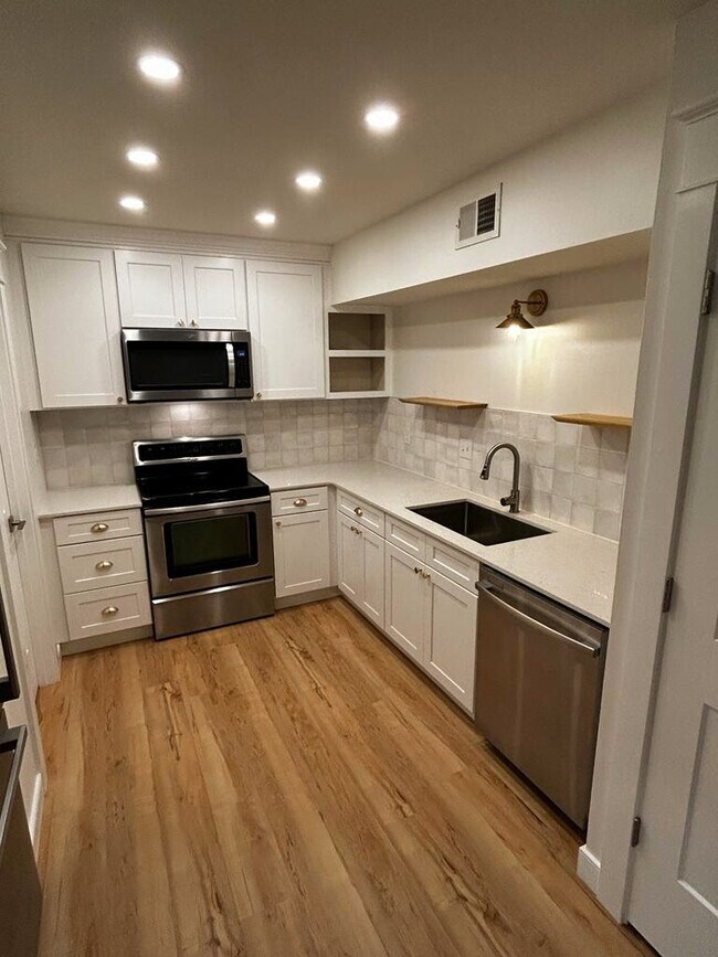 Photo - 1508 Theresa Dr Townhome