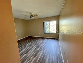 Foto del edificio - 9960 5th St N