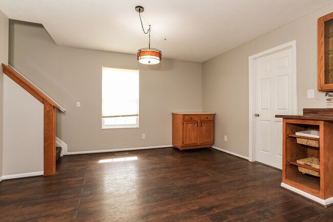 Foto del edificio - Stunning 3 Bedroom 2-Story Home in Hamilto...