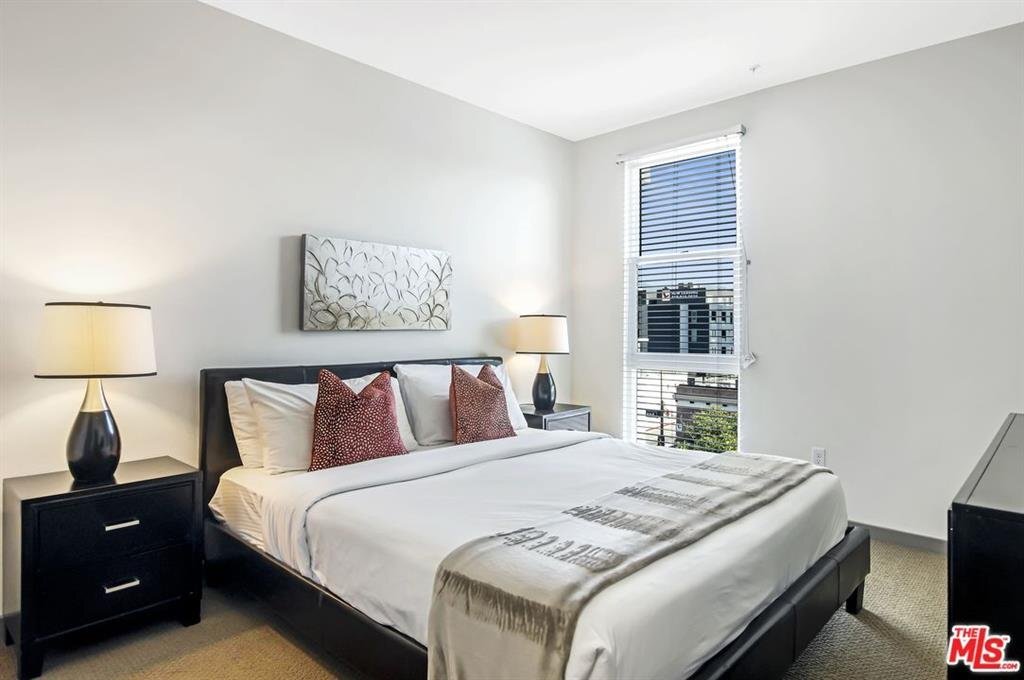 Foto principal - 120 W Wilson Ave
