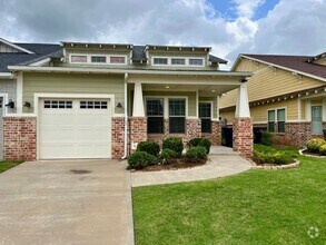 Building Photo - 6605 Bent Wood Villas Dr