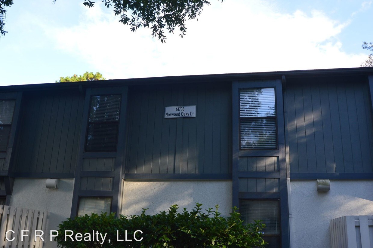 Foto principal - 14736 Norwood Oaks Dr