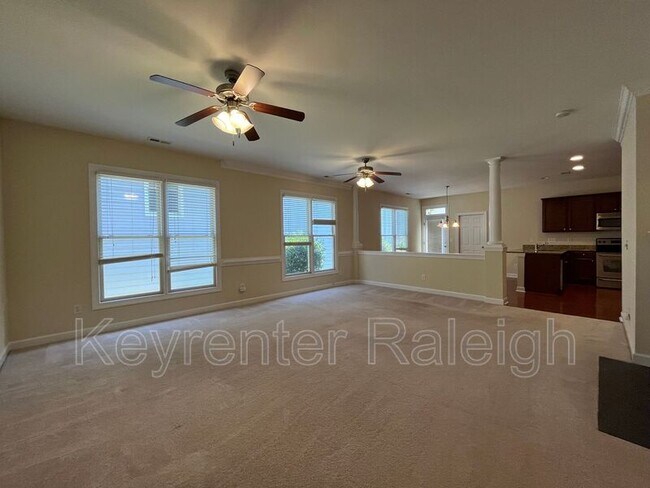 Foto del edificio - 1016 Gold Rock Ln