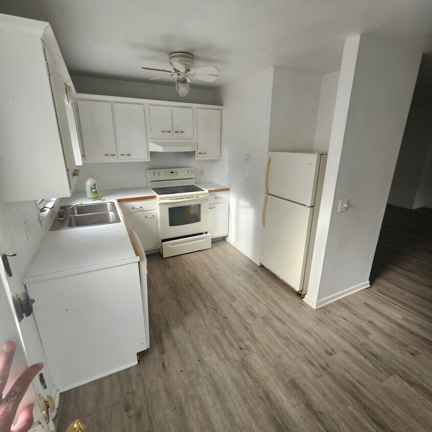 30 Central Ave Unit LOWER, Fredonia, NY 14063 Apartments in Fredonia