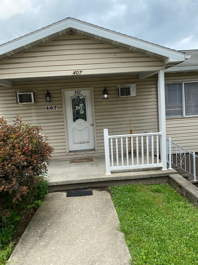 Front of Apartment - 407 Crawford Ave