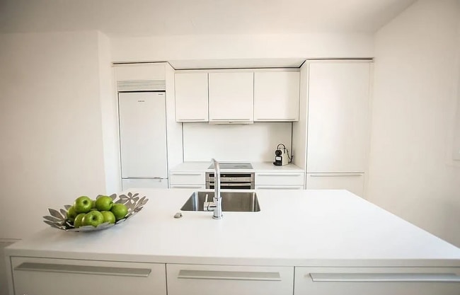 Building Photo - 220 Nice Ln