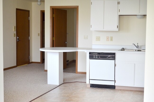 Building Photo - Southbrook Apartments