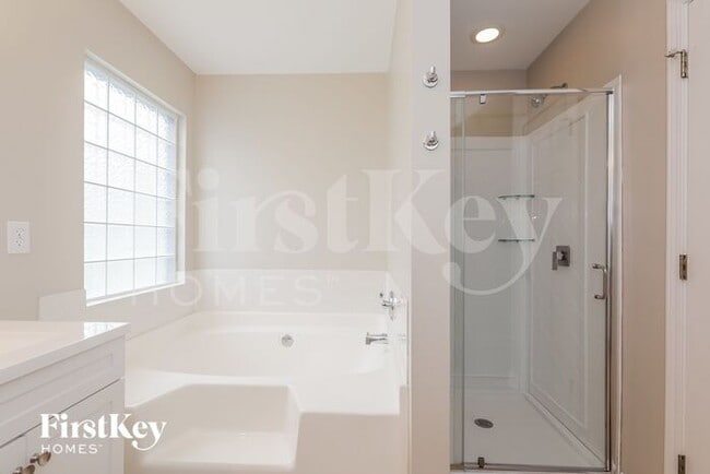 Foto del edificio - 1620 Winthrop Ln