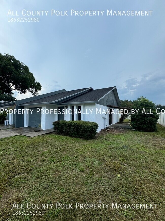 Foto del edificio - Excellent 2 Bedroom Duplex in Lakeland for...