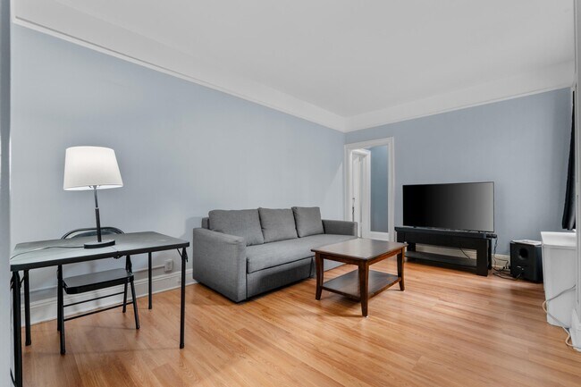 Foto del edificio - 122 W 39th St