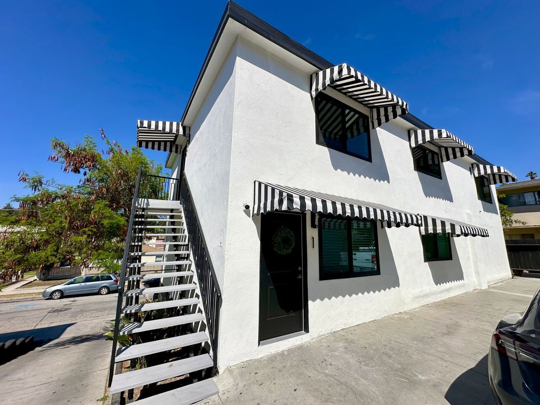 Building Photo - 730 Via Altamira