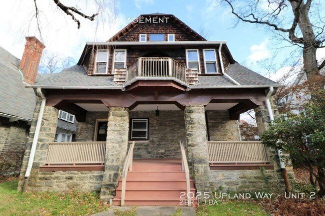 Foto del edificio - 2025 Upland Way