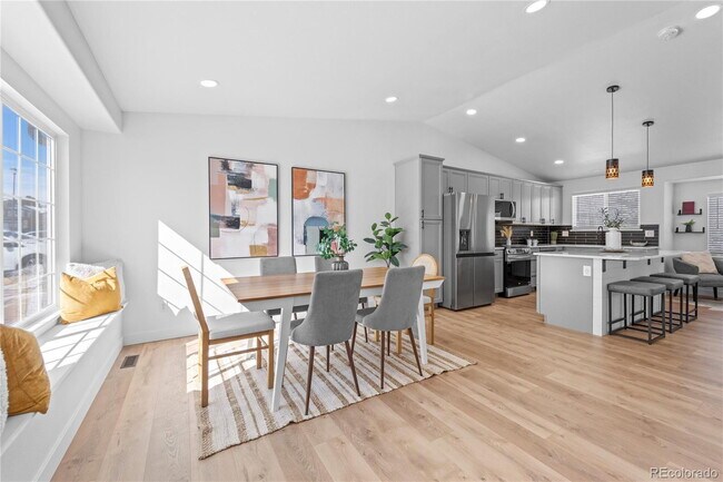 Foto del edificio - 4865 Apollo Bay Dr