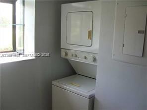 Building Photo - 107 Gardens Dr