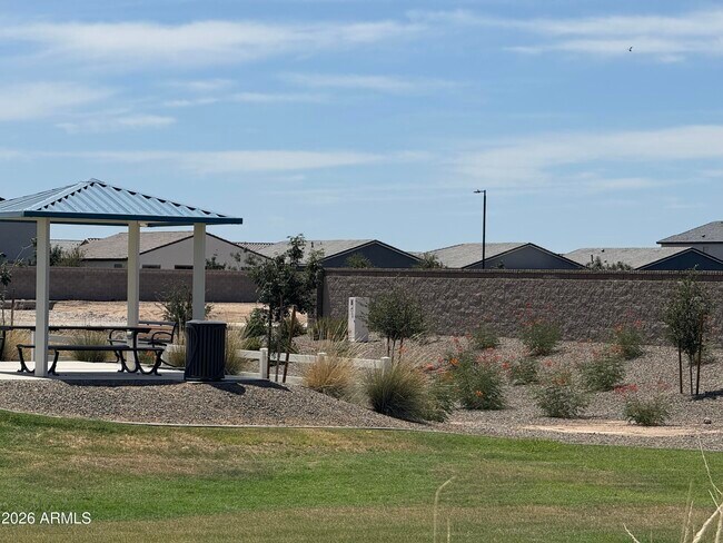 Building Photo - 2370 Steer Dr