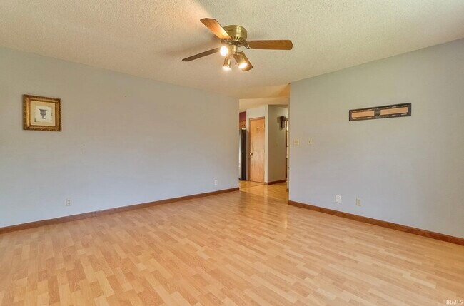 Building Photo - 1210 Char Lee Dr