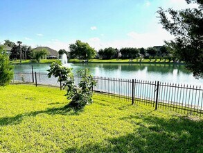 Building Photo - 6811 Sable River Ct