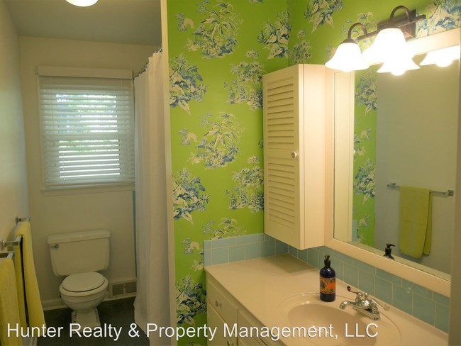 Building Photo - 2743 Wildwood Ct