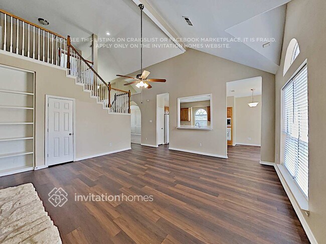Foto del edificio - 1656 Churchill Ln