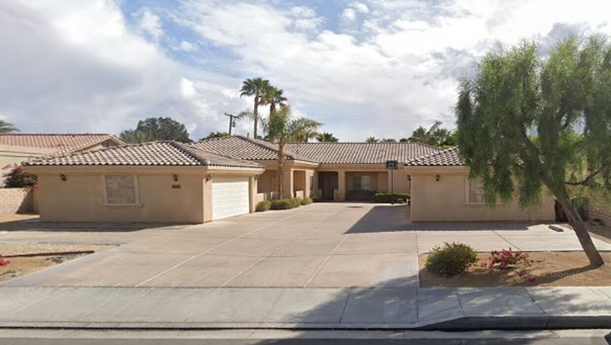Foto principal - 78901 Ave 42