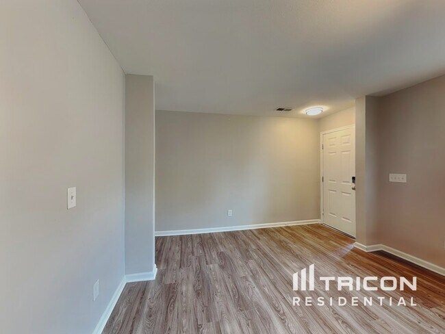 Building Photo - 3879 Williamston Park Ct