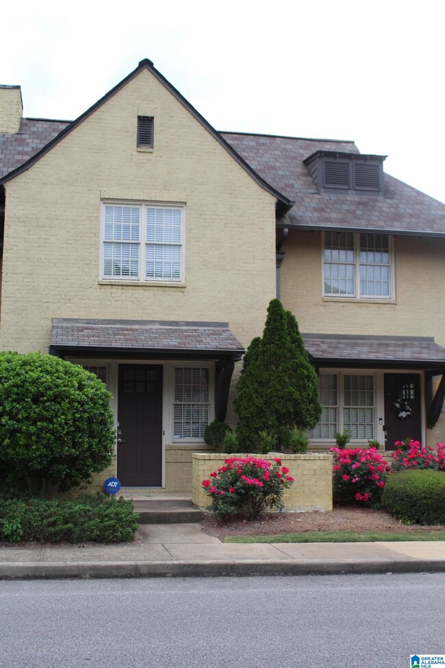 Building Photo - 1006 Barristers Ct